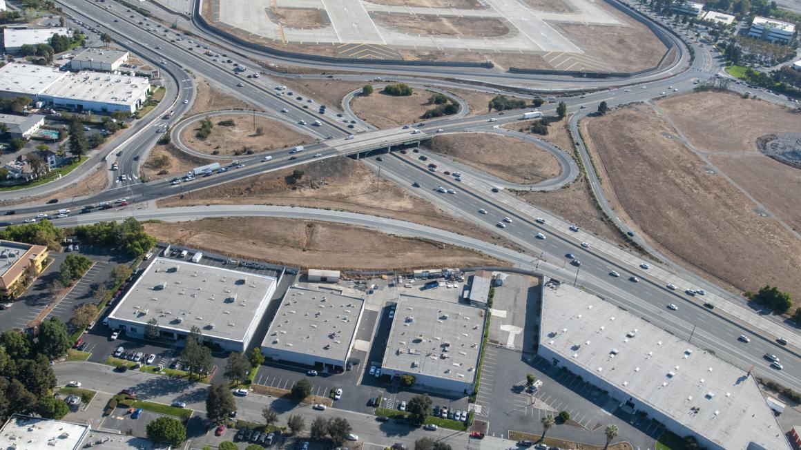 Aerial view of Trimble/De La Cruz Interchange