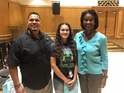 VTA Driver Felipe Begines with daughter and VTA General Manager Nuria Fernandez