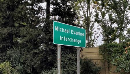 mike evanhoe freeway sign