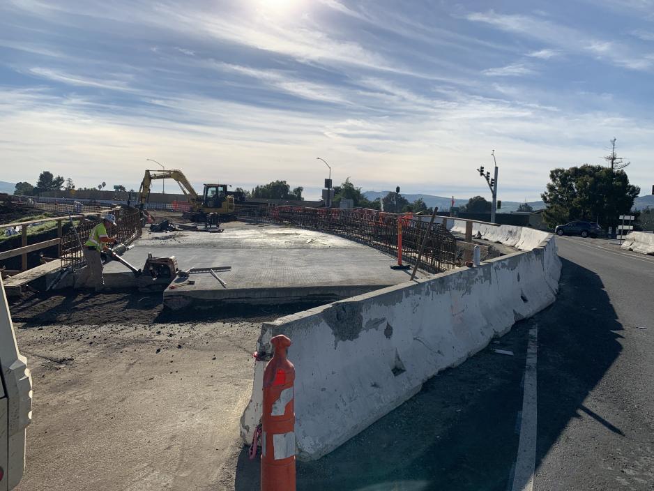 US 101/Blossom Hill loop on ramp under construction